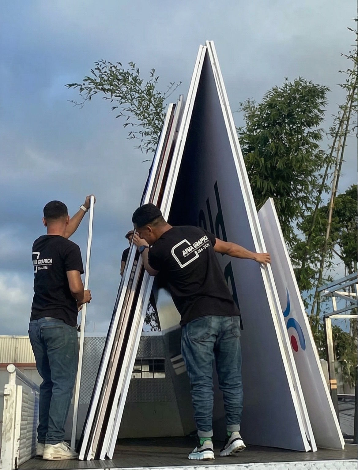 area-grafica-nuestra-pasion-